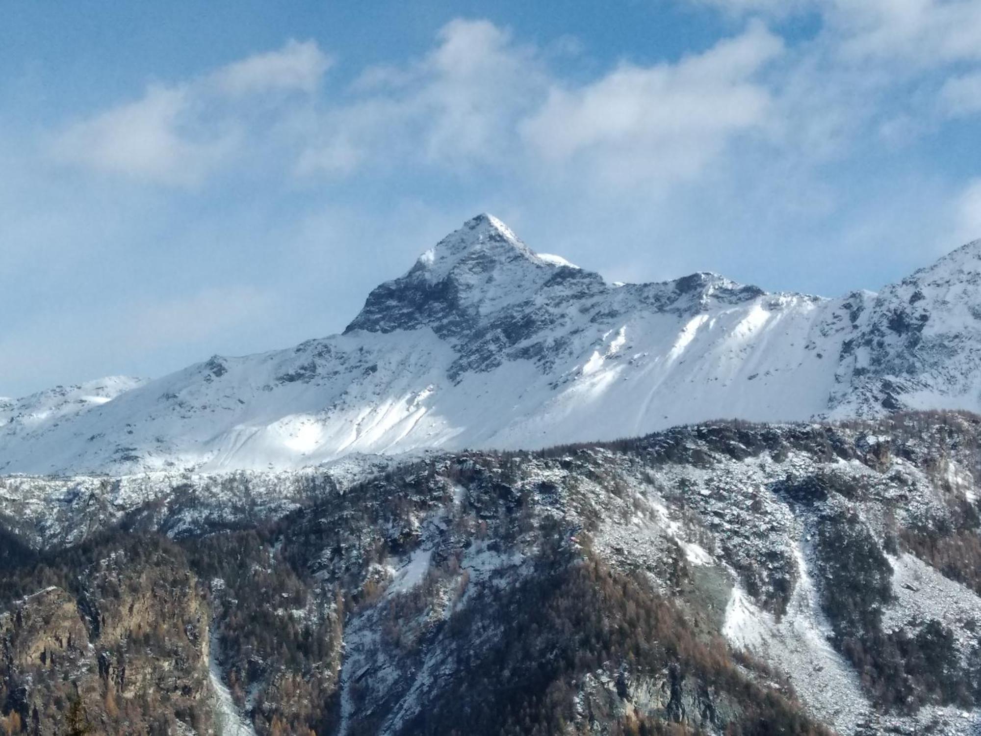 Hotel Pigna D'Oro Chiesa in Valmalenco Εξωτερικό φωτογραφία
