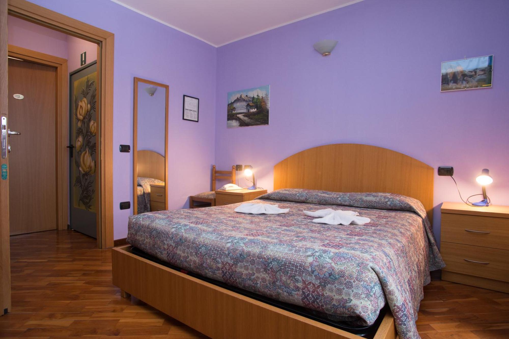 Hotel Pigna D'Oro Chiesa in Valmalenco Εξωτερικό φωτογραφία