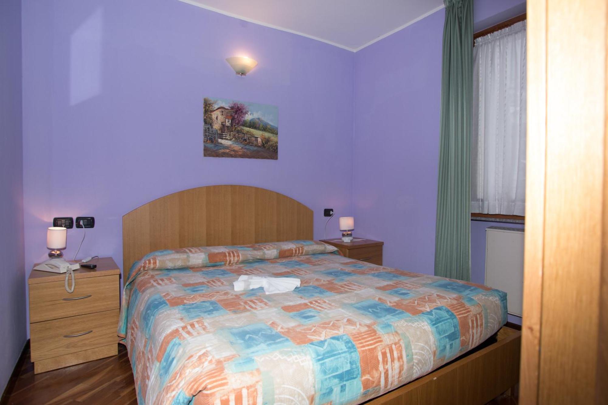 Hotel Pigna D'Oro Chiesa in Valmalenco Εξωτερικό φωτογραφία
